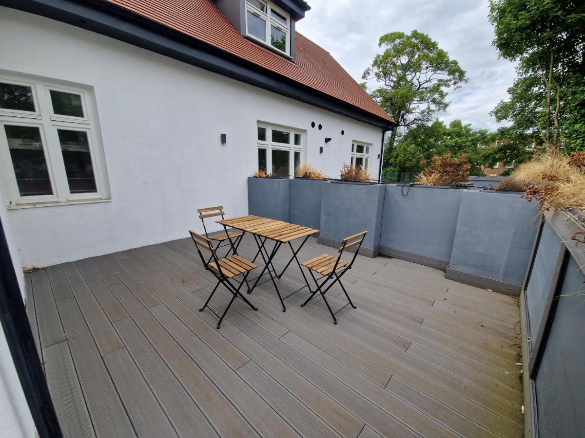 Apartment 2 Bedroom Lux In Hendon- New Build *